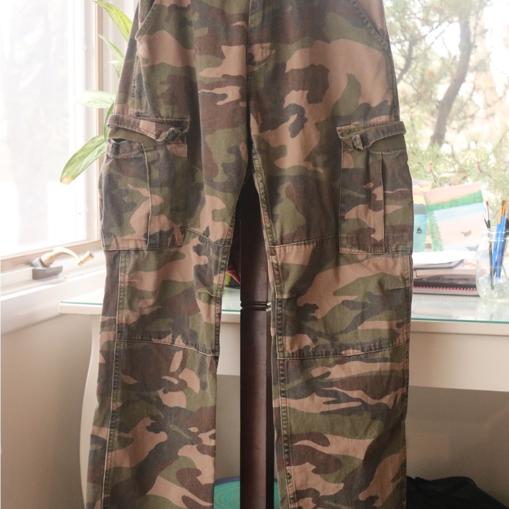 Brandy Melville Green and Brown Straight Leg Pants